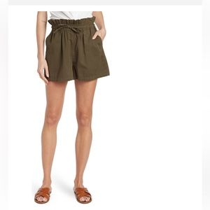 Melrose and Market, Women’s Paper Bag Shorts, size L. NWOT
